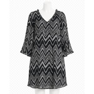 Avenue Women’s Black White Chevron Shift Dress Bell Sleeve Plus - Size 26/28